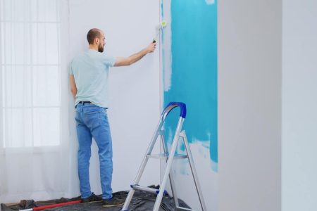 Come lavare a fondo il proprio negozio dopo aver ridipinto i muri